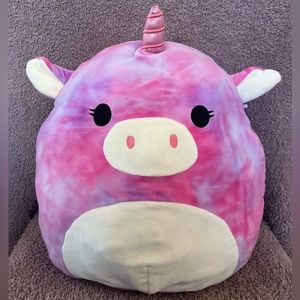 Aurora the unicorn squishmallow!